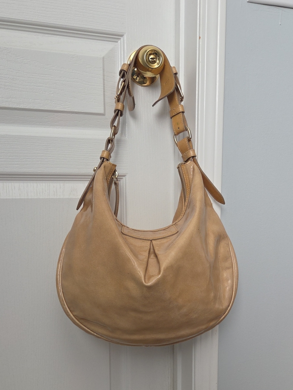 Vintage Y2K Dooney & Bourke "Luisa" Patent Leather Moon Hobo Bag In Tan Camel